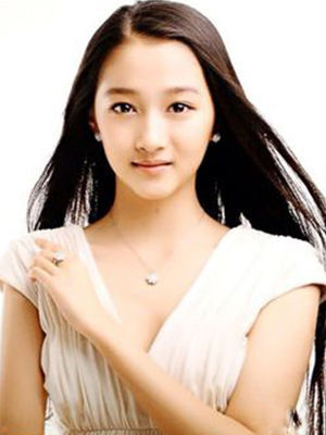 關(guān)曉彤 關(guān)曉彤