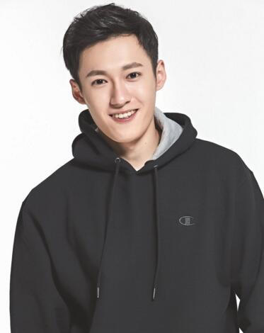 張何昊臻 張何昊臻