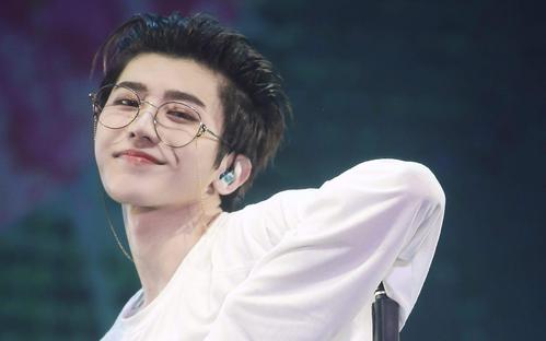 蔡徐坤廣告代言費(fèi)是多少？怎樣邀請(qǐng)到蔡徐坤做廣告代言？