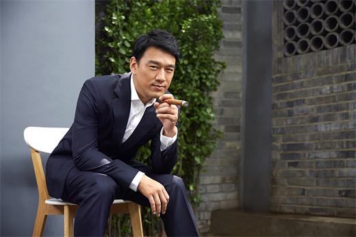 演員王耀慶平面代言費是多少?邀請演員王耀慶做代言所需流程